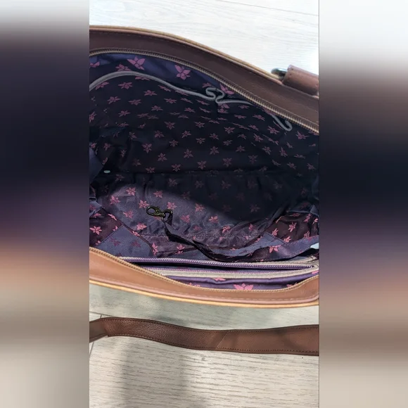 Anuschka Unique Hand Painted Foxes and Flowers Large Leather Zip Toe Tote Bag - Picture 11 of 12